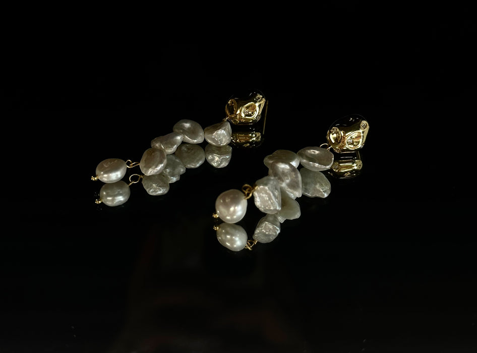 Romantic Garden Series Petal Baroque Heterosexual Pearl Earrings