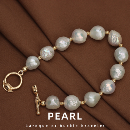 Vintage Luxe Crinkled Baroque Pearl Bracelet