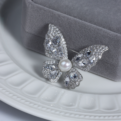 Dreamy Pearl Butterfly Crystal Brooch